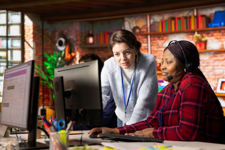 Hivium Email Support Person